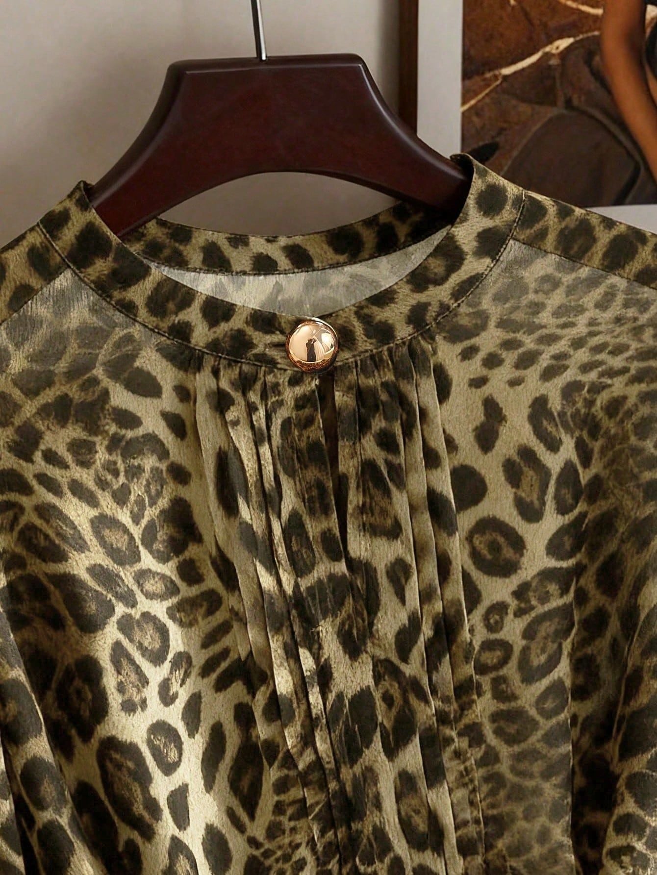 Stylish Leopard Print Chiffon Shirt